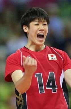 石川真佑(バレー)の兄は石川祐希!出身中学や身長は?姉や彼氏の噂